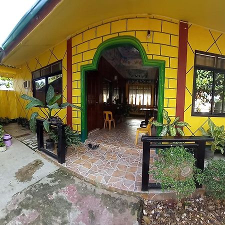 Rodel Yellow Hauz Itaytay Exterior photo