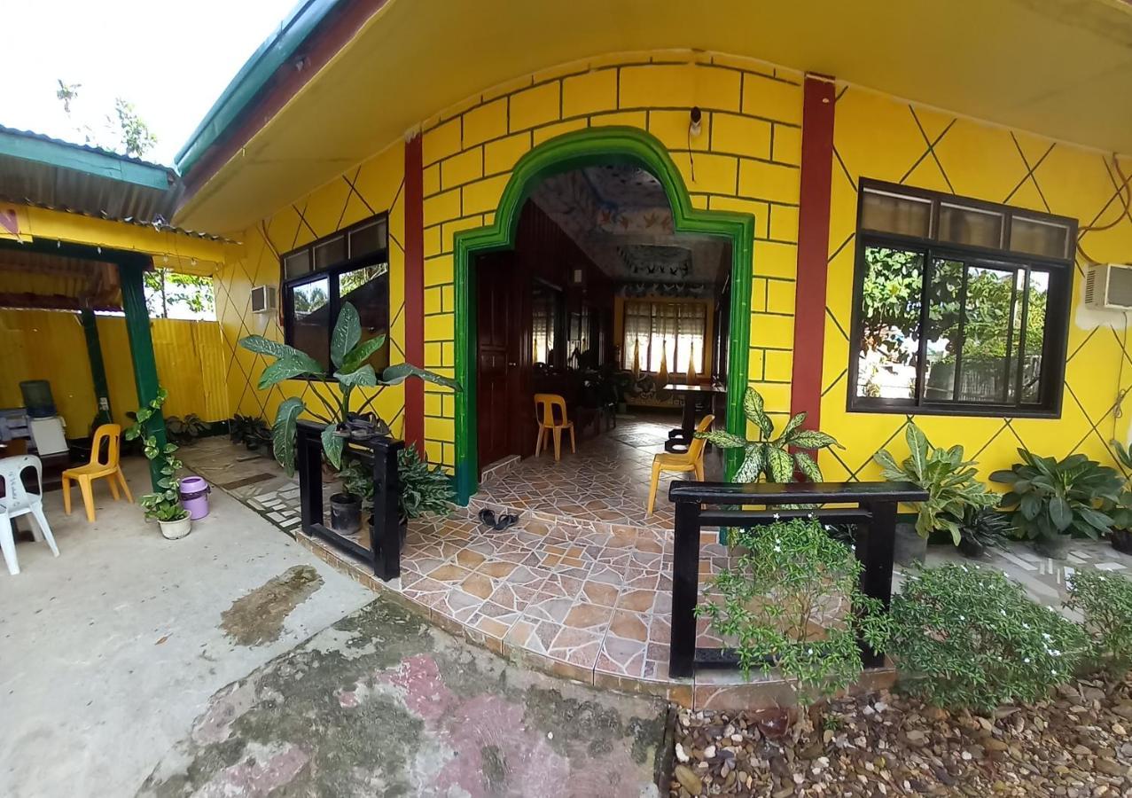 Rodel Yellow Hauz Itaytay Exterior photo
